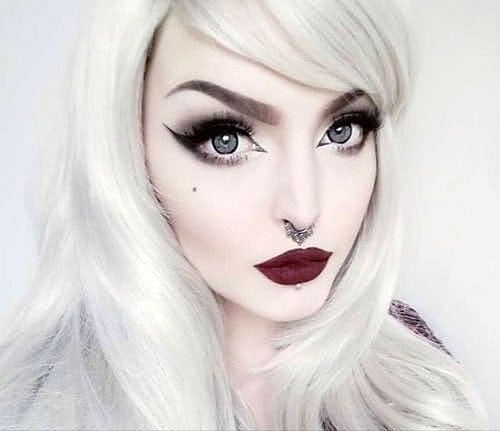 Silver wig, long, razor cut, face frame: London freeshipping - AnnabellesWigs